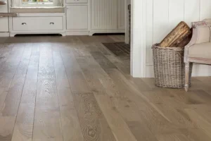 hardwood gallery img 4 300x200 1 - Pierce Flooring Wholesale